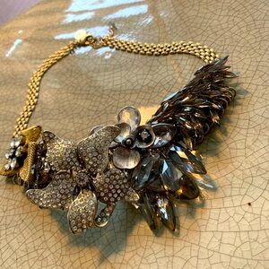 White House Black Market Floral Crystal Statement Necklace Bib Smoky Gray Clear